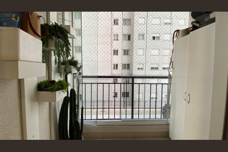 Apartamento à venda com 55m², 2 quartos e 1 vagaSacada