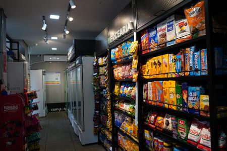 Apartamento à venda com 55m², 2 quartos e 1 vagaMercado