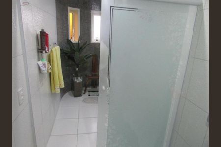 Casa à venda com 4 quartos, 300m² em Vila Maria Alta, São Paulo