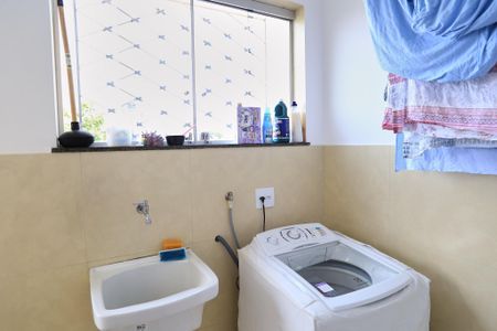 Apartamento à venda com 85m², 2 quartos e sem vagaÁrea de Serviço