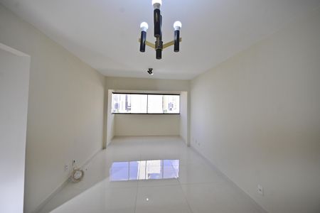 Apartamento para alugar com 90m², 3 quartos e 2 vagas