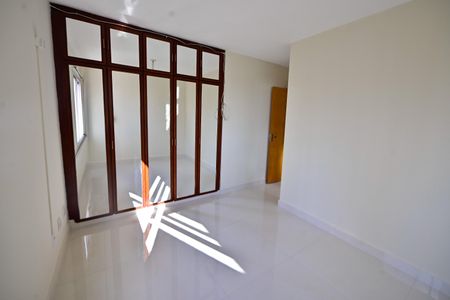 Apartamento para alugar com 90m², 3 quartos e 2 vagas