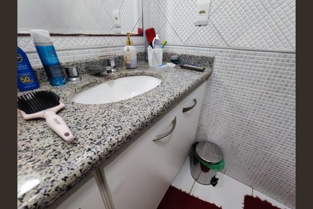 Apartamento à venda com 112m², 3 quartos e 2 vagasBanheiro Social