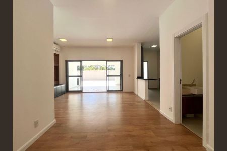 Sala de apartamento para alugar com 3 quartos, 121m² em Nova Campinas, Campinas