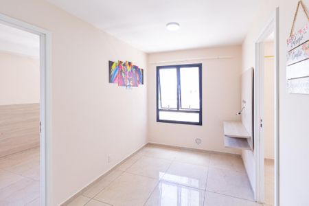 Sala de apartamento para alugar com 2 quartos, 38m² em Presidente Altino, Osasco