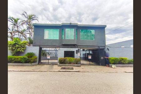 Apartamento à venda com 53m², 3 quartos e 1 vaga Apartamento à venda com 53m², 3 quartos e 1 vagaFachada