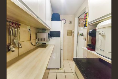 Apartamento à venda com 53m², 3 quartos e 1 vaga Apartamento à venda com 53m², 3 quartos e 1 vagaCozinha e Área de Serviço