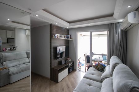 Sala de apartamento para alugar com 2 quartos, 62m² em Vila Isolina Mazzei, São Paulo
