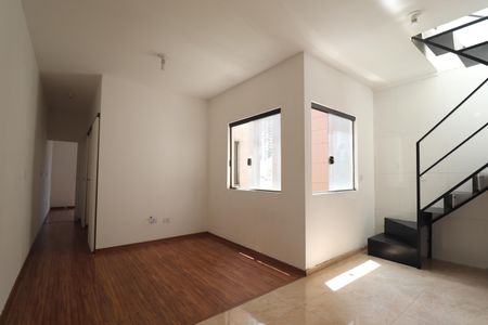 Sala de apartamento para alugar com 2 quartos, 100m² em Campestre, Santo André