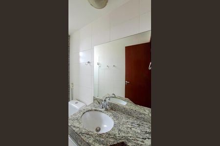 Apartamento à venda com 73m², 3 quartos e 2 vagas Apartamento à venda com 73m², 3 quartos e 2 vagasBanheiro