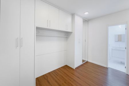 Apartamento para alugar com 65m², 2 quartos e 1 vagaSuíte