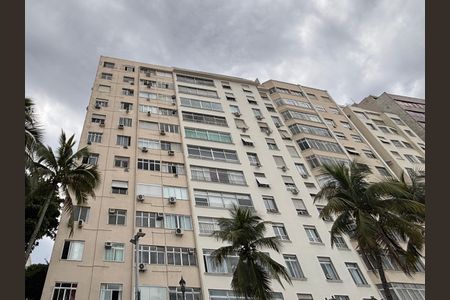 Apartamento à venda com 32m², 1 quarto e sem vaga Apartamento à venda com 32m², 1 quarto e sem vagaFachada
