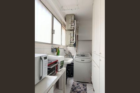 Apartamento à venda com 86m², 1 quarto e 1 vaga Apartamento à venda com 86m², 1 quarto e 1 vagaÁrea de Serviço