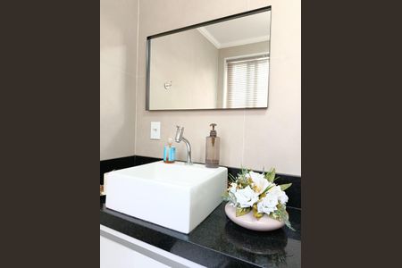 Apartamento à venda com 86m², 1 quarto e 1 vaga Apartamento à venda com 86m², 1 quarto e 1 vagaBanheiro social