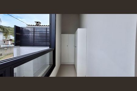 Sala de casa para alugar com 3 quartos, 220m² em Cacupé, Florianópolis