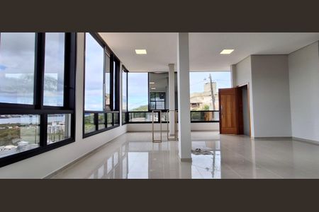 Sala de casa para alugar com 3 quartos, 220m² em Cacupé, Florianópolis