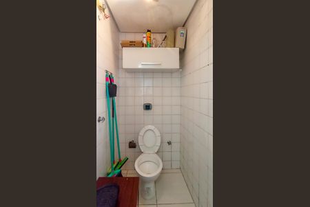 Apartamento para alugar com 99m², 2 quartos e sem vagaBanheiro de Serviço