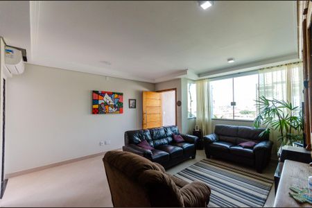 Sala de casa à venda com 3 quartos, 145m² em Vila Carolina, São Paulo