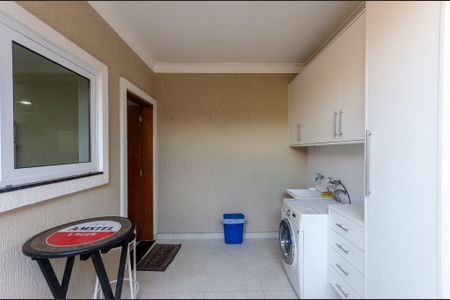 Casa à venda com 145m², 3 quartos e 3 vagasÁrea de Serviço