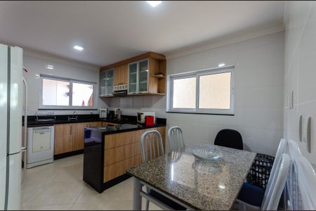 Casa à venda com 145m², 3 quartos e 3 vagasCozinha