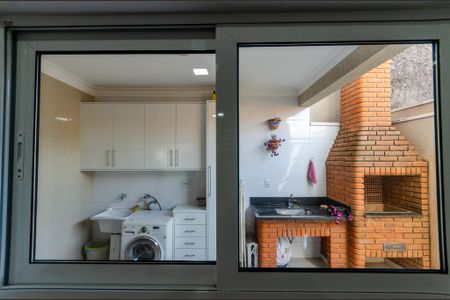 Casa à venda com 145m², 3 quartos e 3 vagasCozinha - Janela