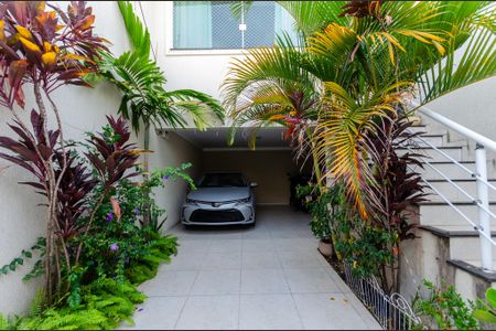 Casa à venda com 145m², 3 quartos e 3 vagasGaragem