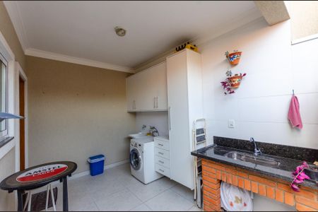 Casa à venda com 145m², 3 quartos e 3 vagasÁrea de Serviço