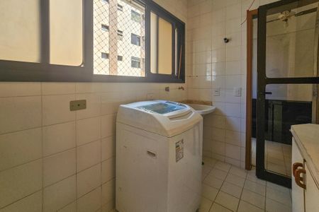 Apartamento para alugar com 110m², 3 quartos e 2 vagas Apartamento para alugar com 110m², 3 quartos e 2 vagasÁrea de serviço