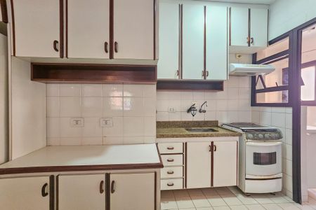 Apartamento para alugar com 110m², 3 quartos e 2 vagas Apartamento para alugar com 110m², 3 quartos e 2 vagasCozinha