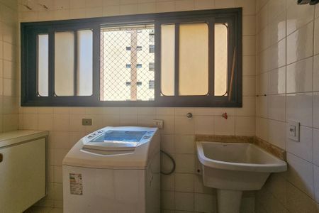 Apartamento para alugar com 110m², 3 quartos e 2 vagas Apartamento para alugar com 110m², 3 quartos e 2 vagasÁrea de serviço