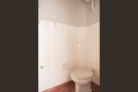 Casa para alugar com 183m², 3 quartos e 2 vagasBanheiro de Serviço