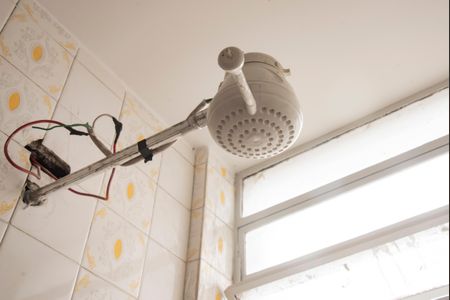 Casa para alugar com 183m², 3 quartos e 2 vagasBanheiro 1