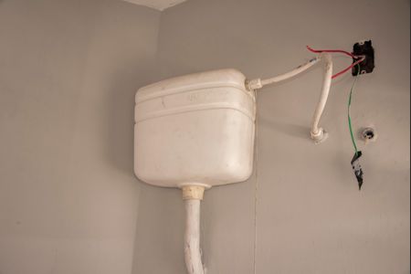 Casa para alugar com 183m², 3 quartos e 2 vagasBanheiro de Serviço