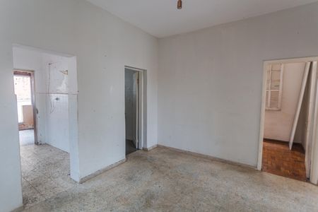 Casa à venda com 300m², 3 quartos e 2 vagasCopa
