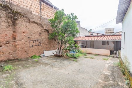 Casa à venda com 300m², 3 quartos e 2 vagasQuintal