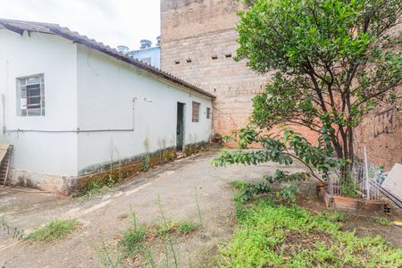 Casa à venda com 300m², 3 quartos e 2 vagasQuintal