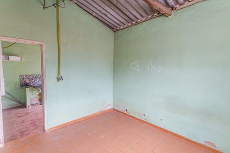 Casa à venda com 300m², 3 quartos e 2 vagasQuarto da Casa dos Fundos