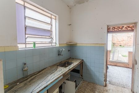 Casa à venda com 300m², 3 quartos e 2 vagasCozinha