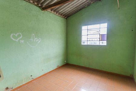 Casa à venda com 300m², 3 quartos e 2 vagasQuarto da Casa dos Fundos