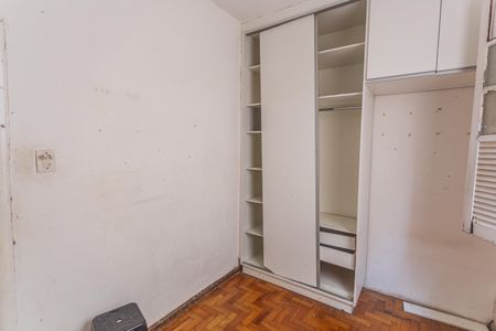 Casa à venda com 300m², 3 quartos e 2 vagasQuarto 2