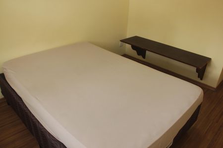 Quarto 1 de apartamento para alugar com 2 quartos, 100m² em Gonzaga, Santos