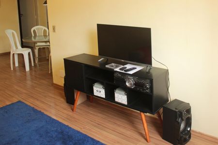 Sala de apartamento para alugar com 2 quartos, 100m² em Gonzaga, Santos