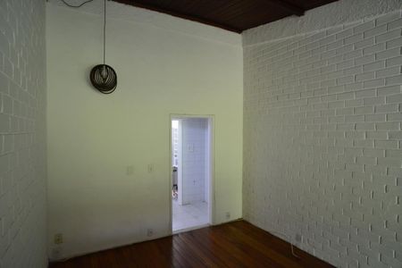 Apartamento para alugar com 34m², 1 quarto e 1 vaga Apartamento para alugar com 34m², 1 quarto e 1 vagaSala/Quarto