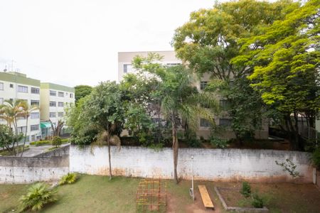 Vista Quarto 1 de apartamento para alugar com 2 quartos, 58m² em Cidade das Flores, Osasco