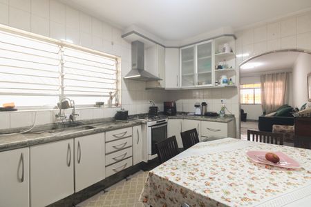Casa à venda com 120m², 3 quartos e 2 vagasCozinha
