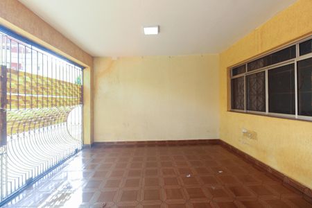 Casa à venda com 120m², 3 quartos e 2 vagasGaragem