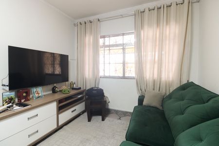 Casa à venda com 120m², 3 quartos e 2 vagasSala