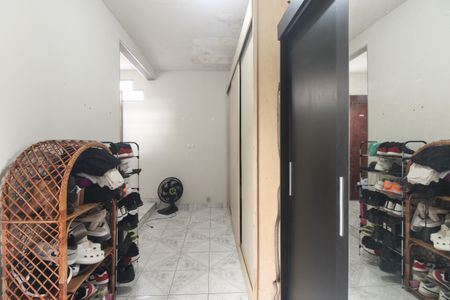 Casa à venda com 120m², 3 quartos e 2 vagasQuarto 2