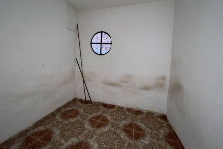 Casa para alugar com 500m², 2 quartos e sem vagaQuarto