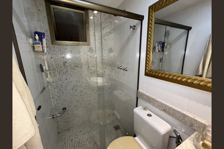 Apartamento à venda com 66m², 2 quartos e 1 vagaBanheiro da Suíte